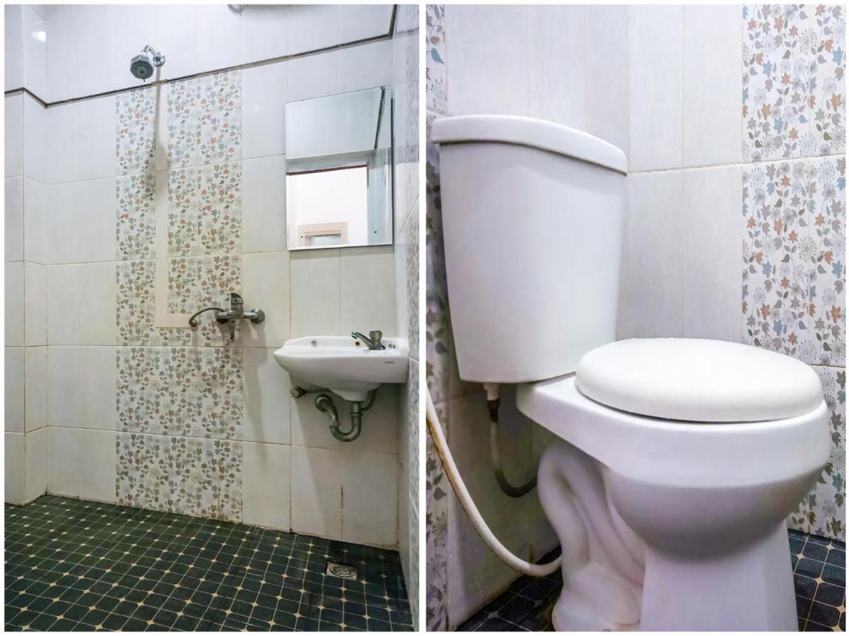 B Shaw Hotel Джакарта Экстерьер фото